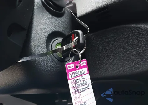 2013 Honda Accord Sport z USA, uszkodzony, nr VIN 1HGCR2F52DA161596